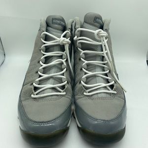 Nike Youth Air Jordan 9 IX Retro 2012 Cool Gray  302359-015 Sz 6.5Y Preowned